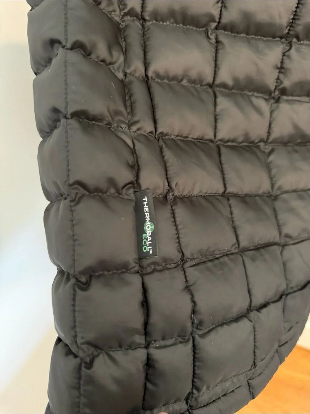 The North Face Thermal Jacket – Men’s Large